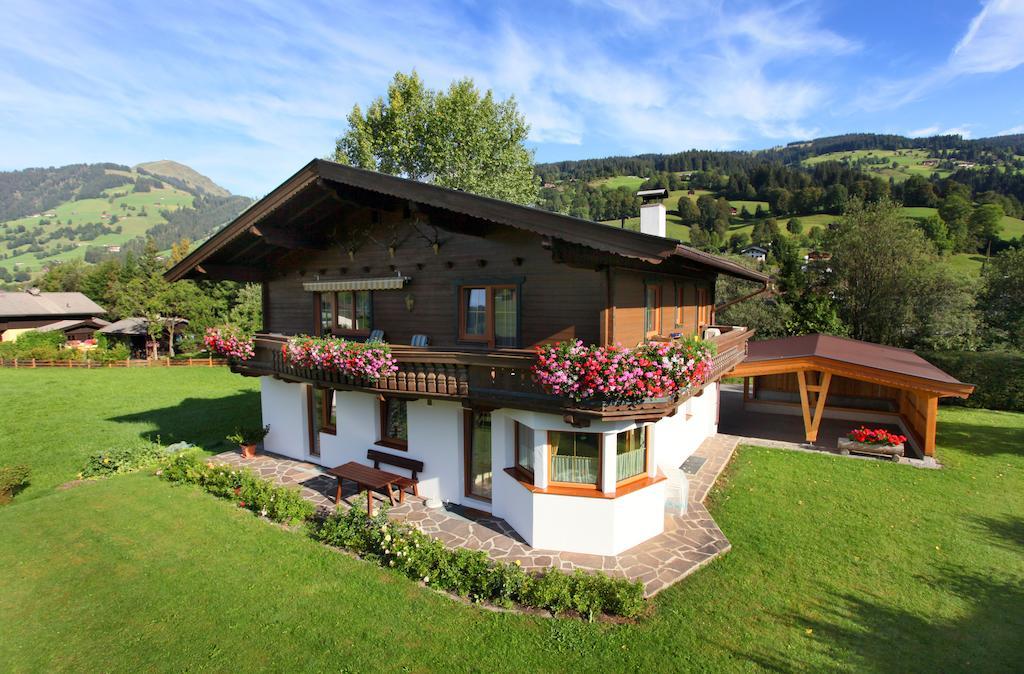 Апартаменти Haus Hirzinger Бріксен-ім-Тале Екстер'єр фото