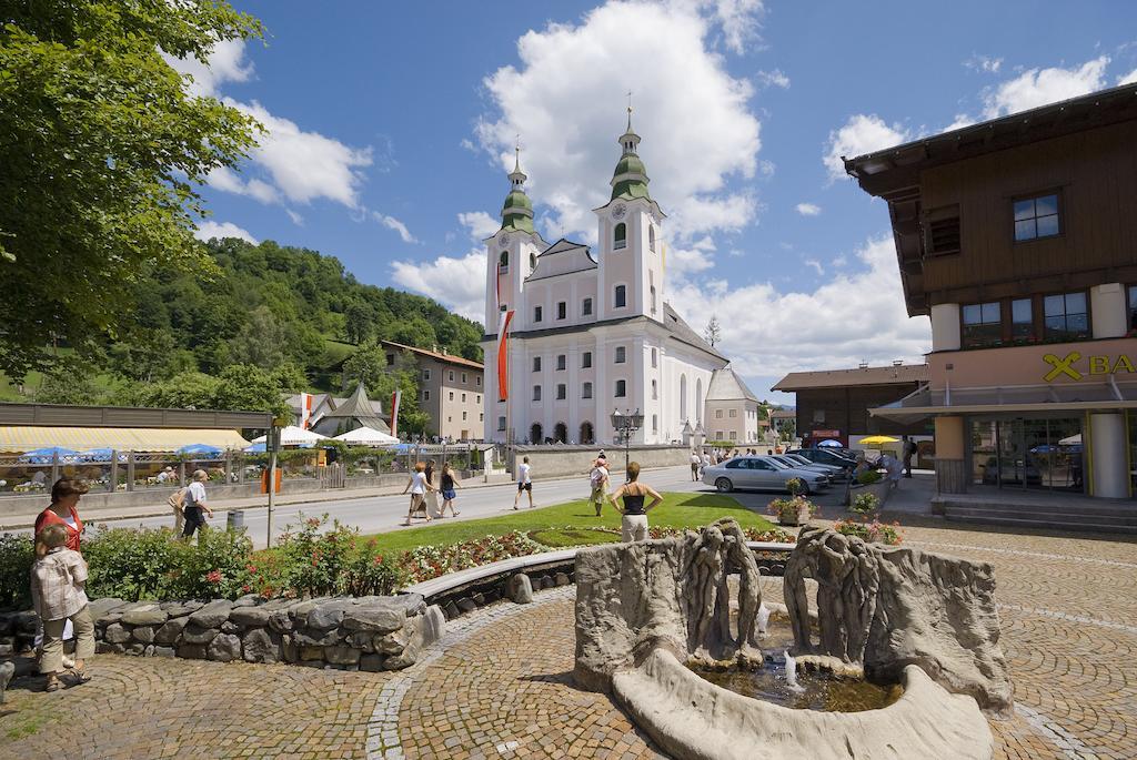 Апартаменти Haus Hirzinger Бріксен-ім-Тале Екстер'єр фото